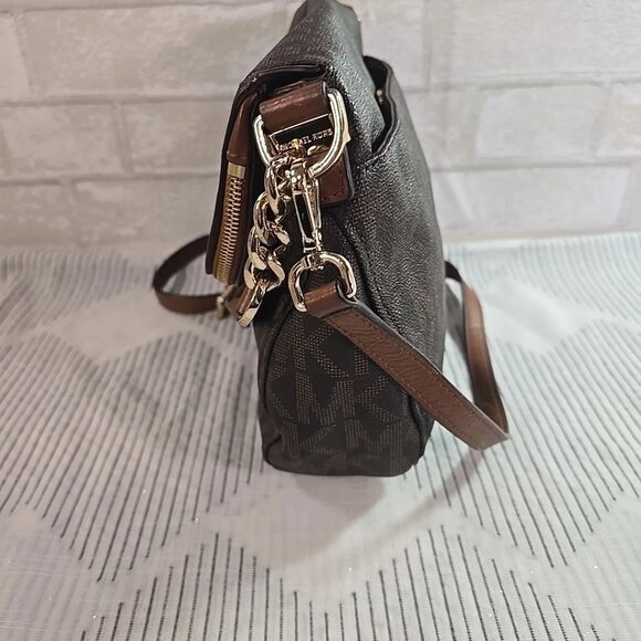 Michael Kors Signature Fold over Brown Leather Shoulder Bag Handbag w/ Tassell - Picture 7 of 13